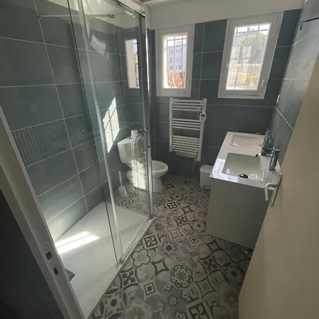 New Rdc De 60 M2 Proche La Ciotat